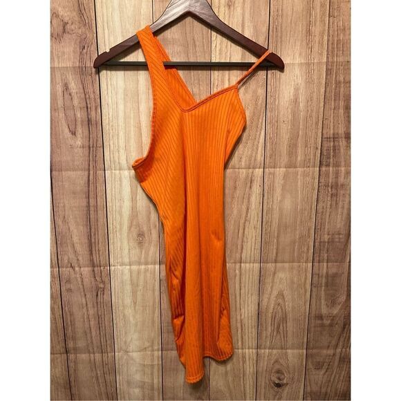 PrettyLittleThing size 6 (10UK) orange asymmetrical Bodycon dress NWT - Picture 3 of 7